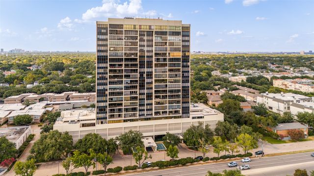 6335 W Northwest Highway 918, Dallas, TX 75225
