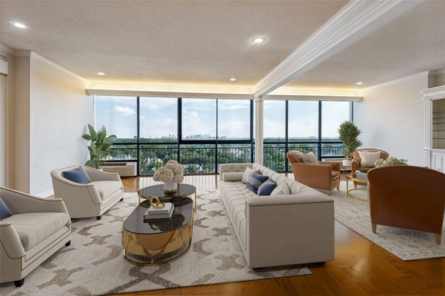 6335 W Northwest Highway 918, Dallas, TX 75225