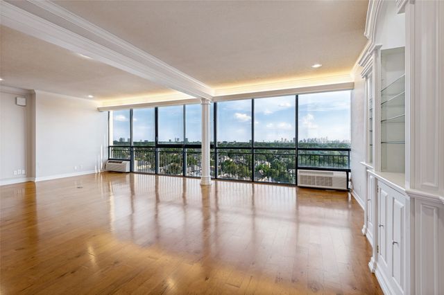 6335 W Northwest Highway 918, Dallas, TX 75225