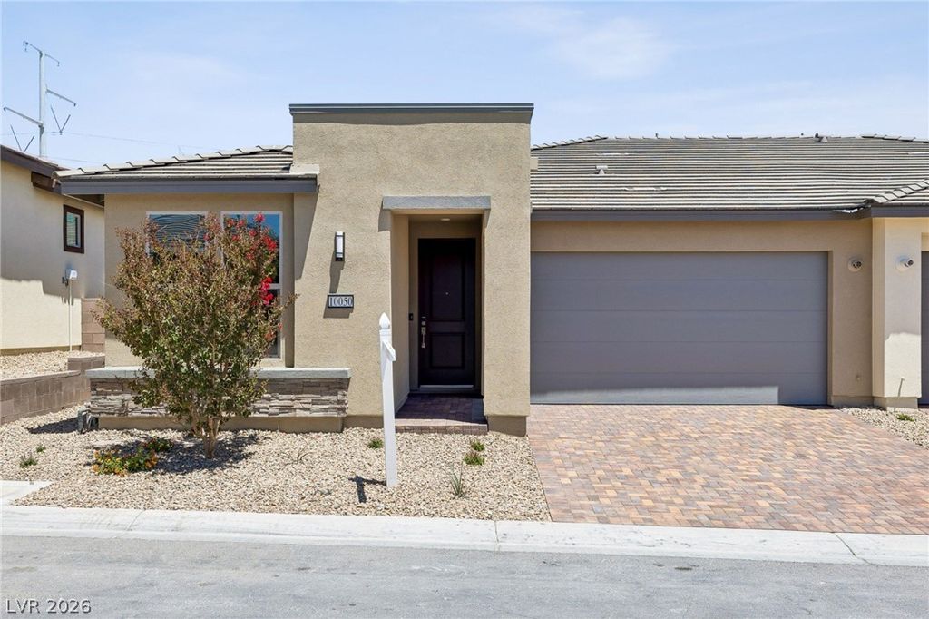 10050 Amber Rose Avenue, Las Vegas, NV 89143 — exterior
