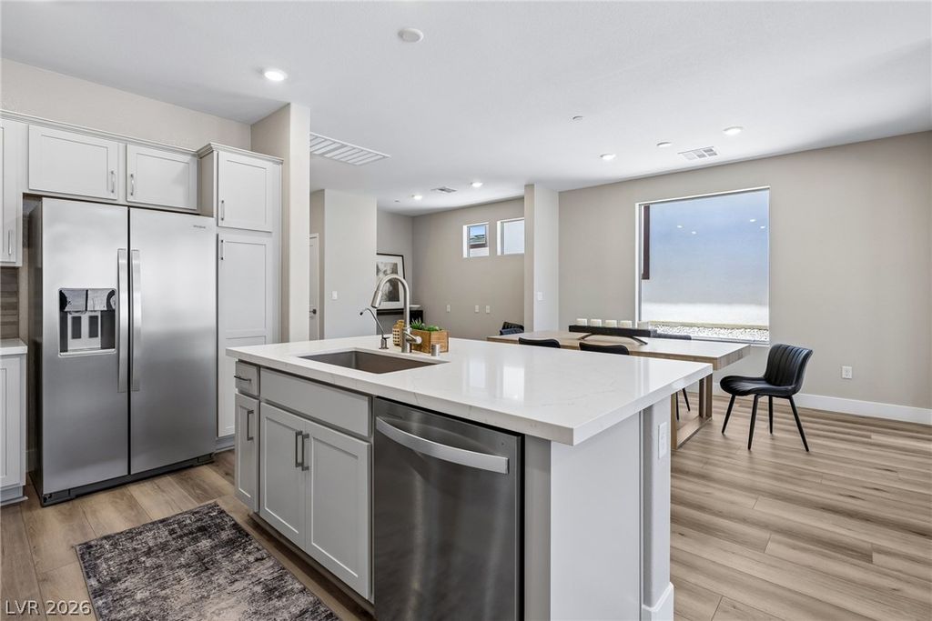 10050 Amber Rose Avenue, Las Vegas, NV 89143 — photo 5
