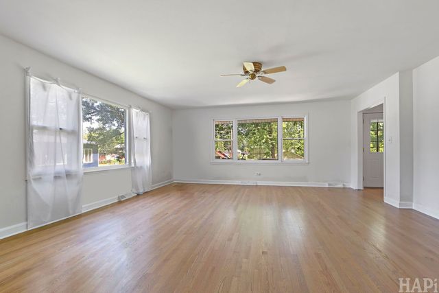 41638 N Lotus Avenue, Antioch, IL 60002