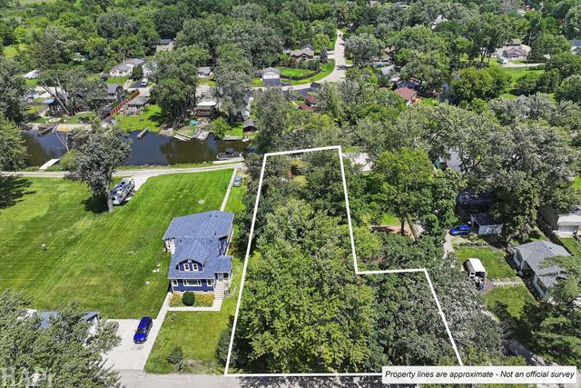 41638 N Lotus Avenue, Antioch, IL 60002