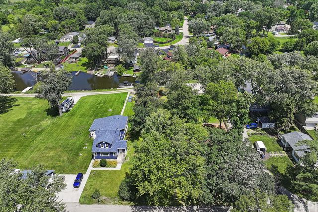 41638 N Lotus Avenue, Antioch, IL 60002