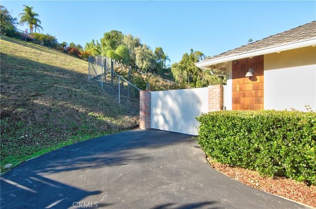 7151 Atheling, West Hills, CA 91307