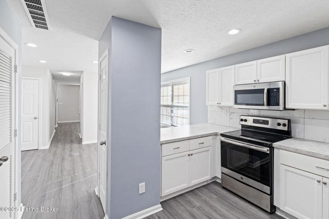 3233 Vermont Ave, Louisville, KY 40211