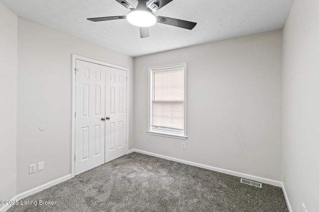 3233 Vermont Ave, Louisville, KY 40211