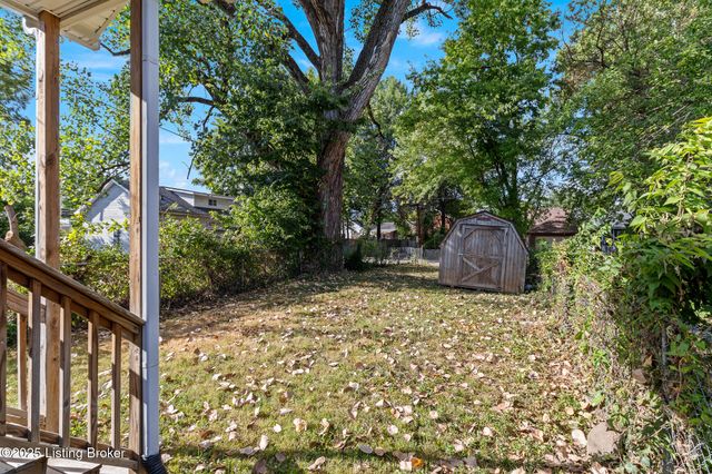 3233 Vermont Ave, Louisville, KY 40211