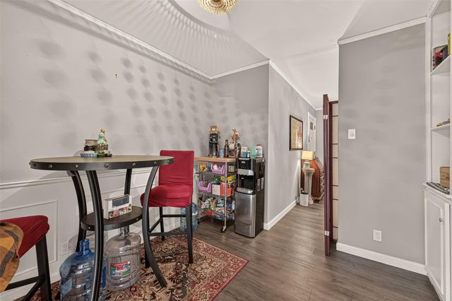 2511 Marilee Lane 4, Houston, TX 77057