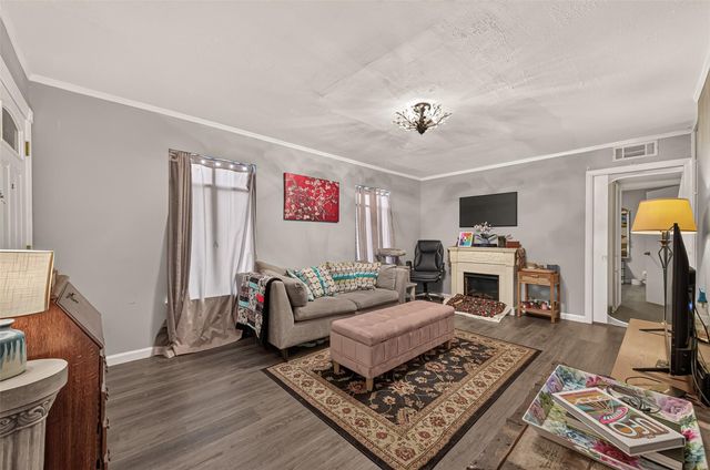 2511 Marilee Lane 4, Houston, TX 77057