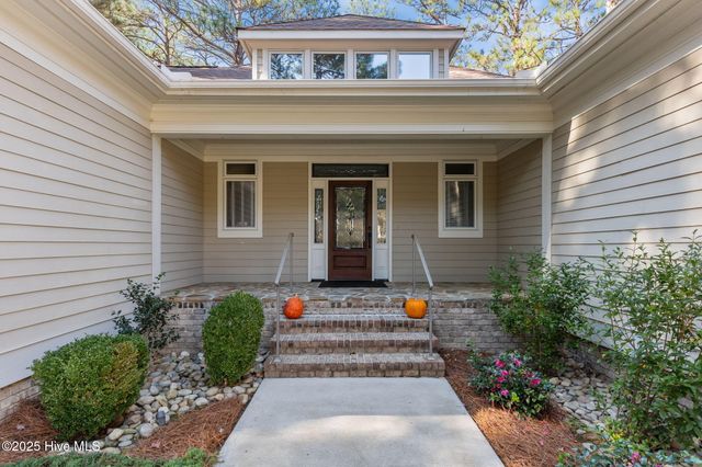 7 Wellington Drive, Pinehurst, NC 28374