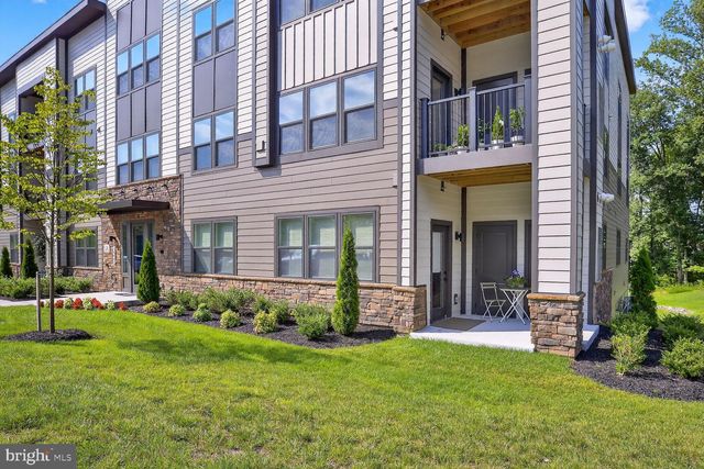 10401 RESORT RD #E, Ellicott City, MD 21042