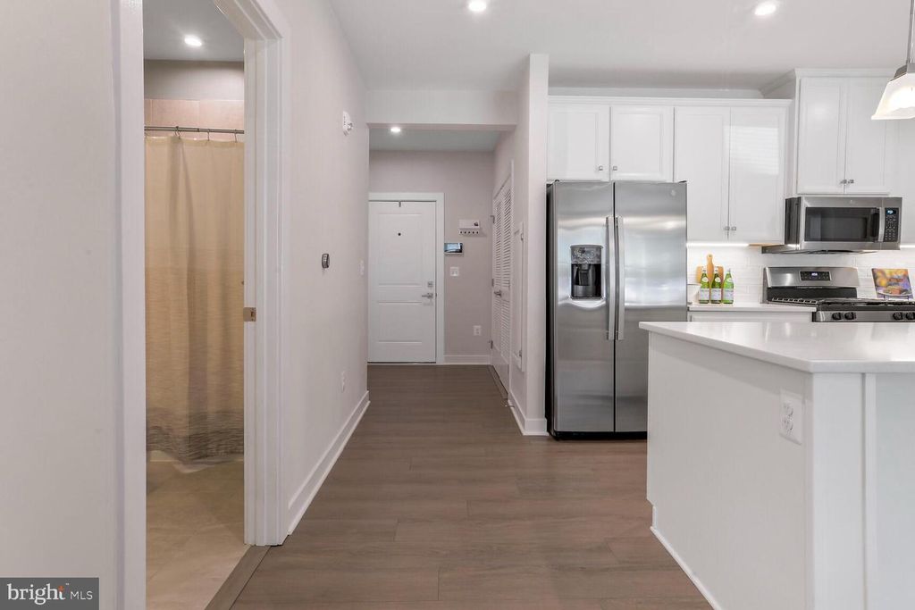 10401 RESORT RD #E, Ellicott City, MD 21042