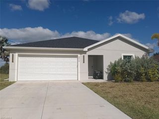 2515 SW 2nd TER, Cape Coral, FL 33991