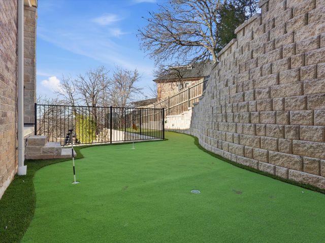 3109 Crest Lake Court, Arlington, TX 76016