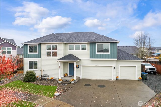 10004 Greenbrier Court SE, Yelm, WA 98597