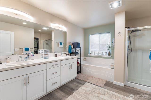 10004 Greenbrier Court SE, Yelm, WA 98597