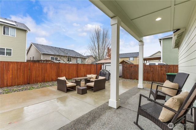 10004 Greenbrier Court SE, Yelm, WA 98597