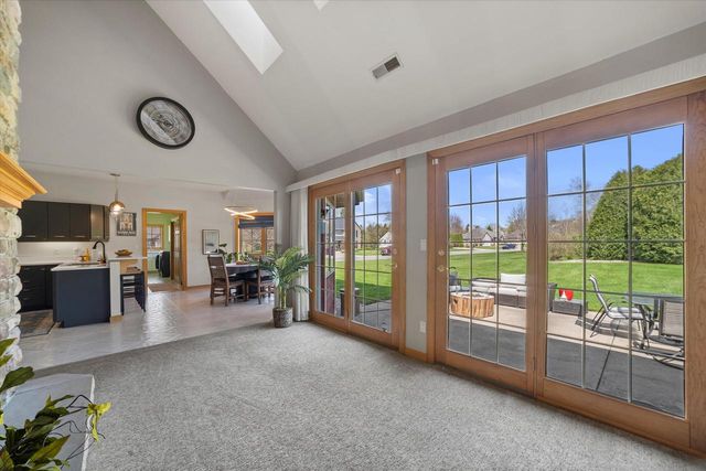 135 Emerald DRIVE, Mount Pleasant, WI 53406
