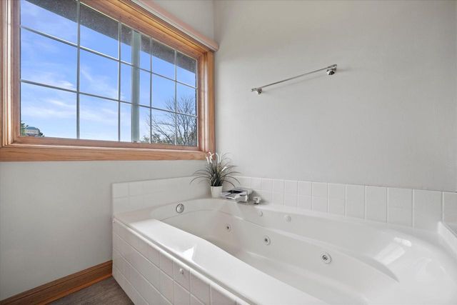 135 Emerald DRIVE, Mount Pleasant, WI 53406