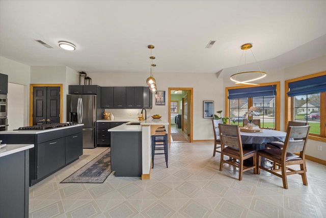 135 Emerald DRIVE, Mount Pleasant, WI 53406