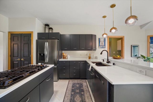 135 Emerald DRIVE, Mount Pleasant, WI 53406