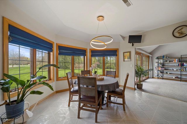 135 Emerald DRIVE, Mount Pleasant, WI 53406