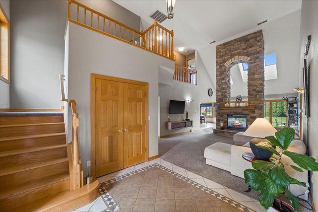 135 Emerald DRIVE, Mount Pleasant, WI 53406