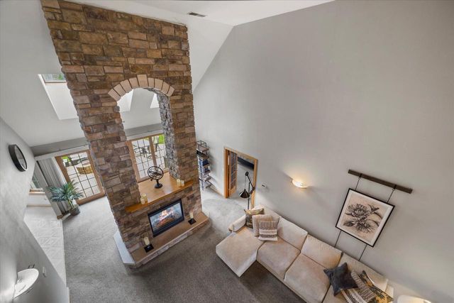 135 Emerald DRIVE, Mount Pleasant, WI 53406
