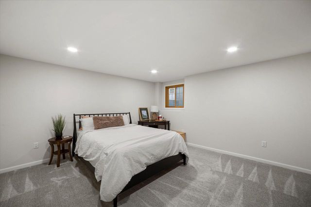 135 Emerald DRIVE, Mount Pleasant, WI 53406