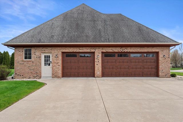 135 Emerald DRIVE, Mount Pleasant, WI 53406