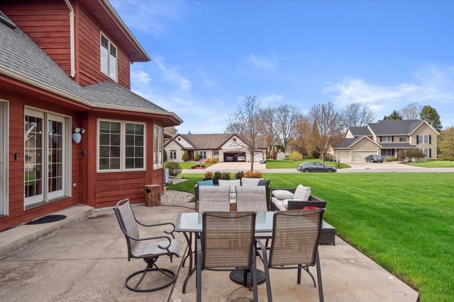 135 Emerald DRIVE, Mount Pleasant, WI 53406