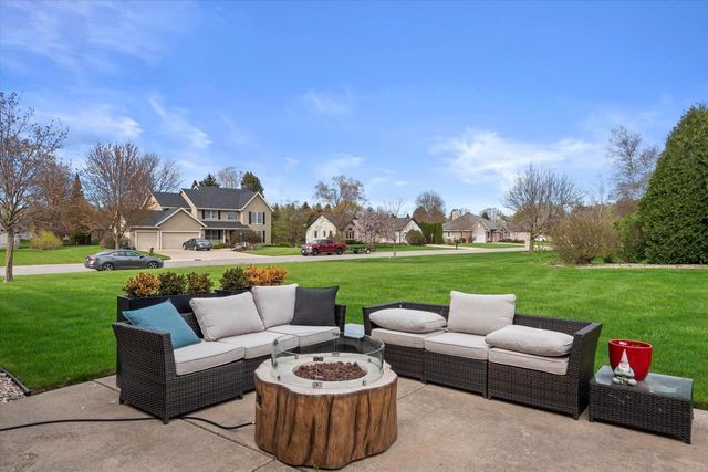 135 Emerald DRIVE, Mount Pleasant, WI 53406