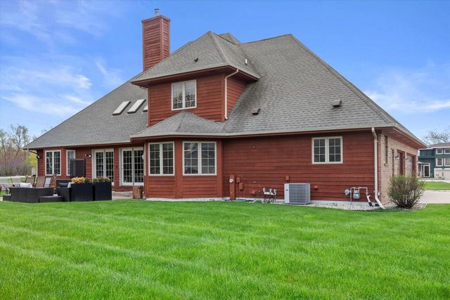 135 Emerald DRIVE, Mount Pleasant, WI 53406