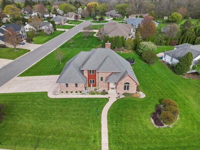 135 Emerald DRIVE, Mount Pleasant, WI 53406