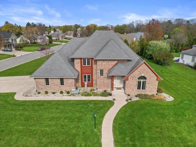 135 Emerald DRIVE, Mount Pleasant, WI 53406
