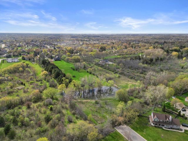 135 Emerald DRIVE, Mount Pleasant, WI 53406
