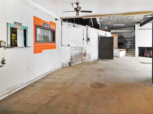 431 S Mill St, New Castle, PA 16101