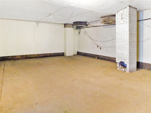 431 S Mill St, New Castle, PA 16101