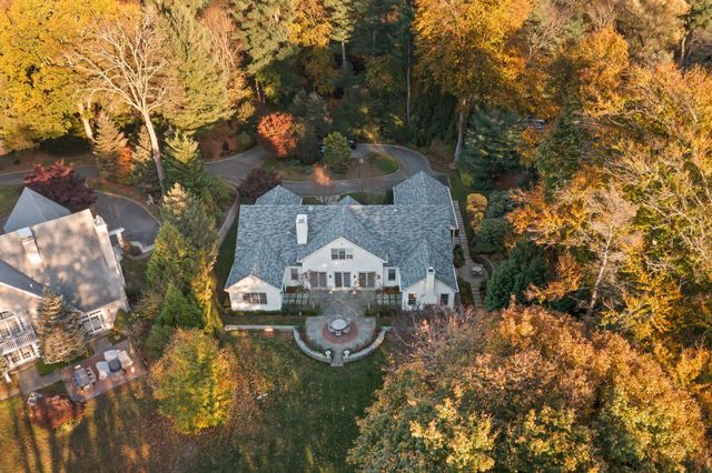26 Morgan Lane, Locust Valley, NY 11560