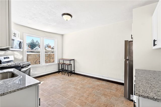 145 Plymouth Street 2, Mt Washington, PA 15211