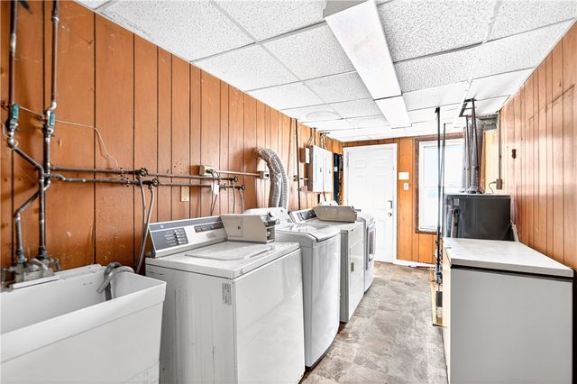 145 Plymouth Street 2, Mt Washington, PA 15211