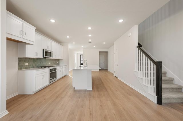 160 Ranier WAY, Dripping Springs, TX 78620