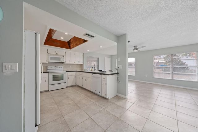 4601 NAVARRE AVENUE, Sebring, FL 33872