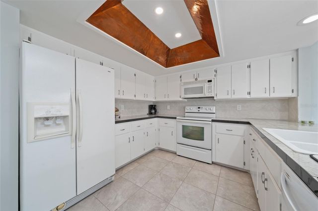 4601 NAVARRE AVENUE, Sebring, FL 33872