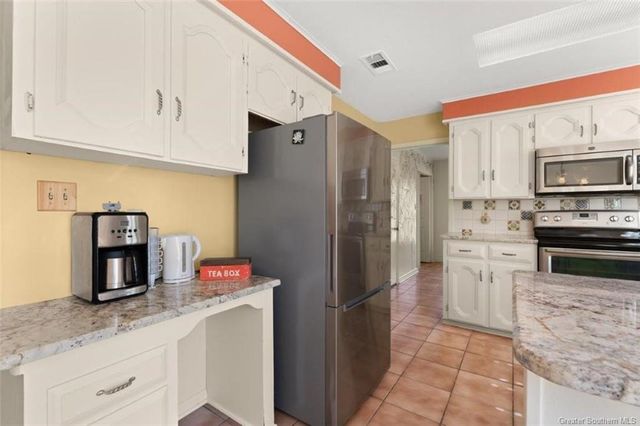 915 Tanglewood Drive, Lake Charles, LA 70611