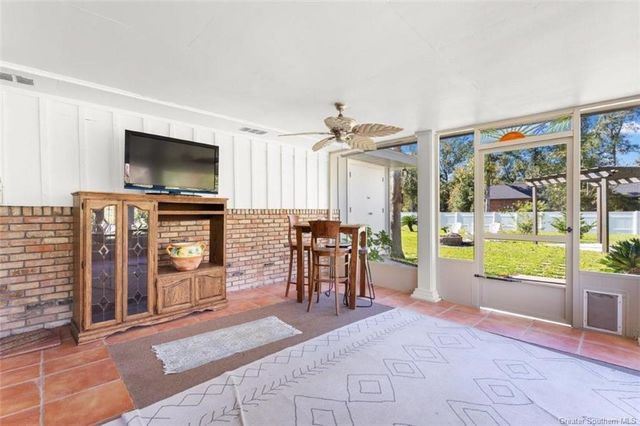 915 Tanglewood Drive, Lake Charles, LA 70611