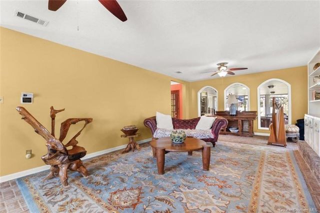 915 Tanglewood Drive, Lake Charles, LA 70611