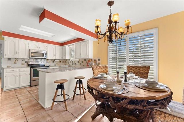 915 Tanglewood Drive, Lake Charles, LA 70611