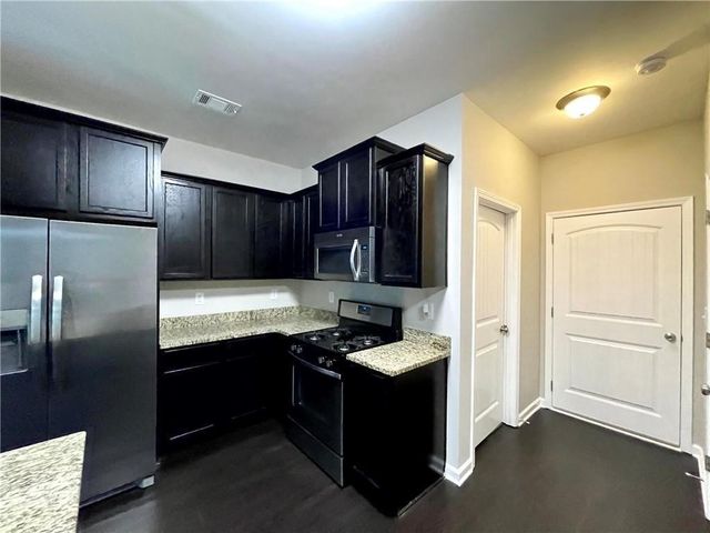 6926 Golden Bud Lane, Flowery Branch, GA 30542